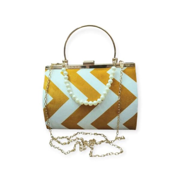 Pattern: Chevron (zigzag)